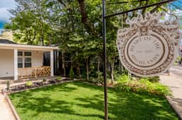 Heart of The Highlands | Elegant 5BR 4BA w/Hot Tub - Image 2