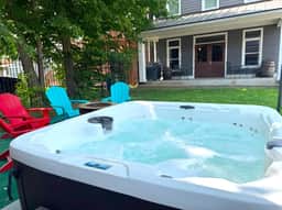 Baxter Manor | 8BR 3BA | Fire Pit ~ Sleep 18 - Image 3