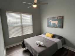 Triple Crown * Modern Loft +Sky Deck~Walk to Derby - Image 4