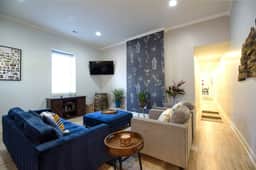 The Julep House NuLu > Gorgeous 3 BR Prime Spot - Image 2