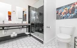 Magnum 9BR 4BA Prime Higlands | Parking - Image 5