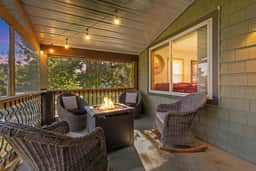 Rock and Roll Riverhouse - Image 3
