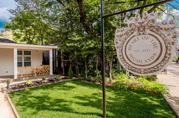 Heart of The Highlands | Elegant 5BR 4BA w/Hot Tub - Image 2