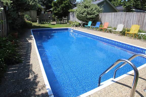 Charming 4BR Highlands Victorian w/Pool - Image 2