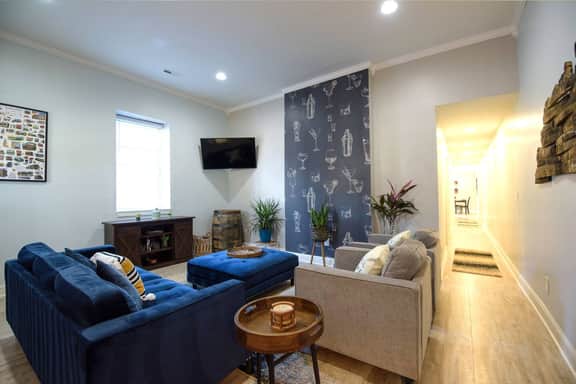 The Julep House NuLu > Gorgeous 3 BR Prime Spot - Image 2