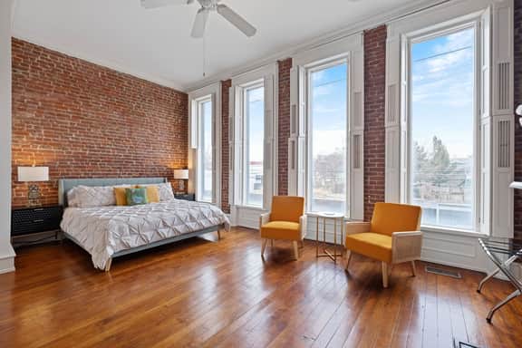 The Old Fashioned~Luxury 1BR~Stay Nulu Marketplace - Image 4
