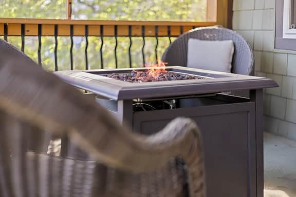 Rock and Roll Riverhouse - Image 5