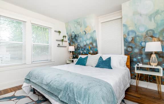 *NEW* Luxury 4BR Highlands Farmhouse Near Everything! - Image 5