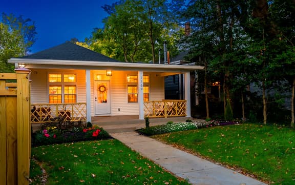 Heart of The Highlands | Elegant 5BR 4BA w/Hot Tub - Image 1
