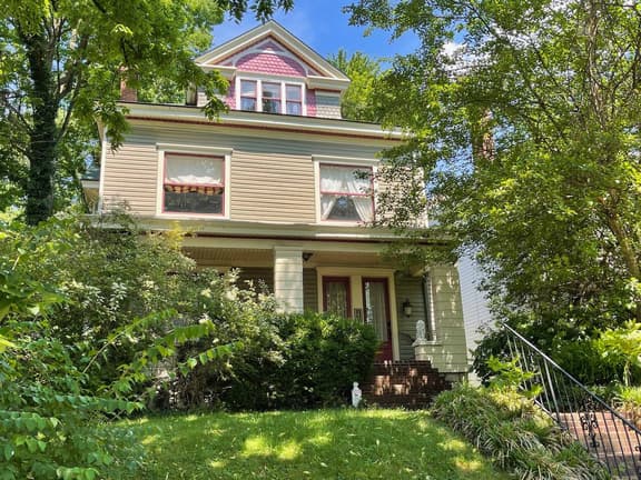 Victorian Retreat ~ Historic Highlands 4 Bedroom - Image 1