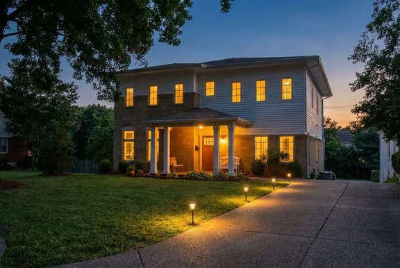 Luxury Home Near Downtown, Highlands, Expo & More! - Image 1