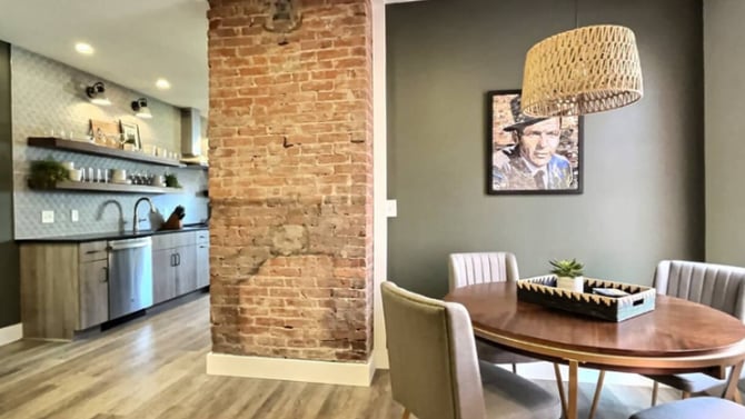 Bourbon Trail Lodging: Comfort & Charm Await