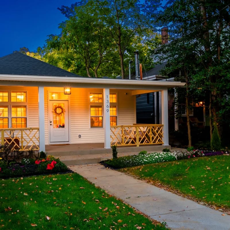 Heart of The Highlands | Elegant 5BR 4BA w/Hot Tub